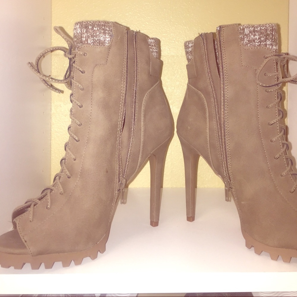 Timberlands, ShoeDazzel